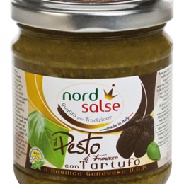 Pesto genovese with truffle